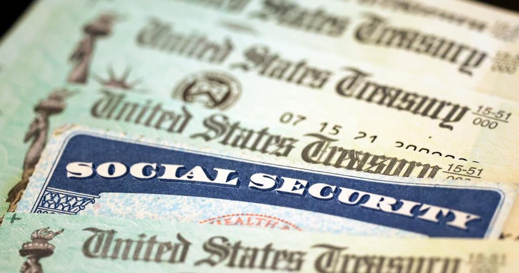 Social Security To Increase Payments By Largest Amount In 40 Years