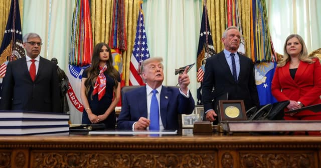 Trump Signs “Gold Standard” Childhood Vaccine Recommendations