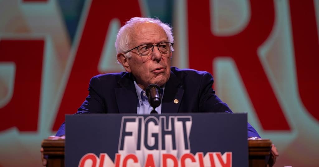 Bernie Sanders Holds "Fighting The Oligarchy" Rally With Greg Casar And Beto O'Rourke In Houston, Texas