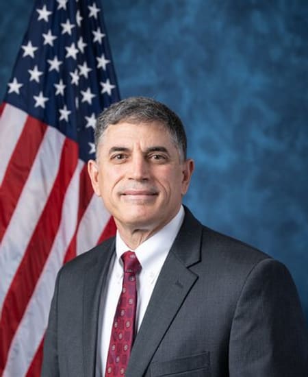 Official portrait of Andrew Clyde
