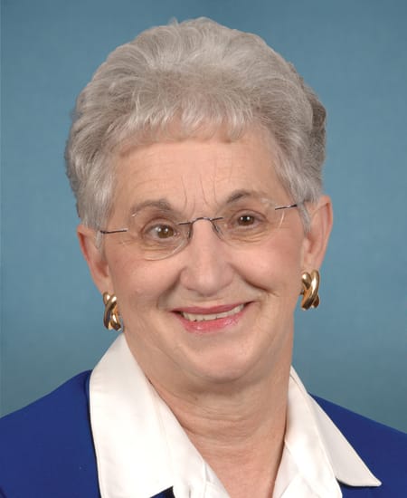 Official portrait of Virginia Foxx