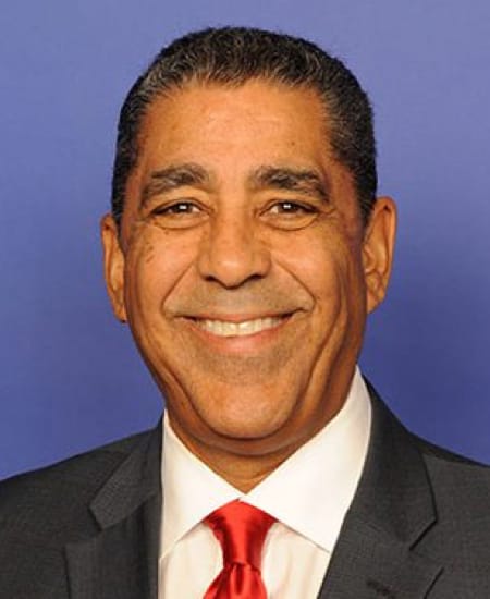 Official portrait of Adriano Espaillat